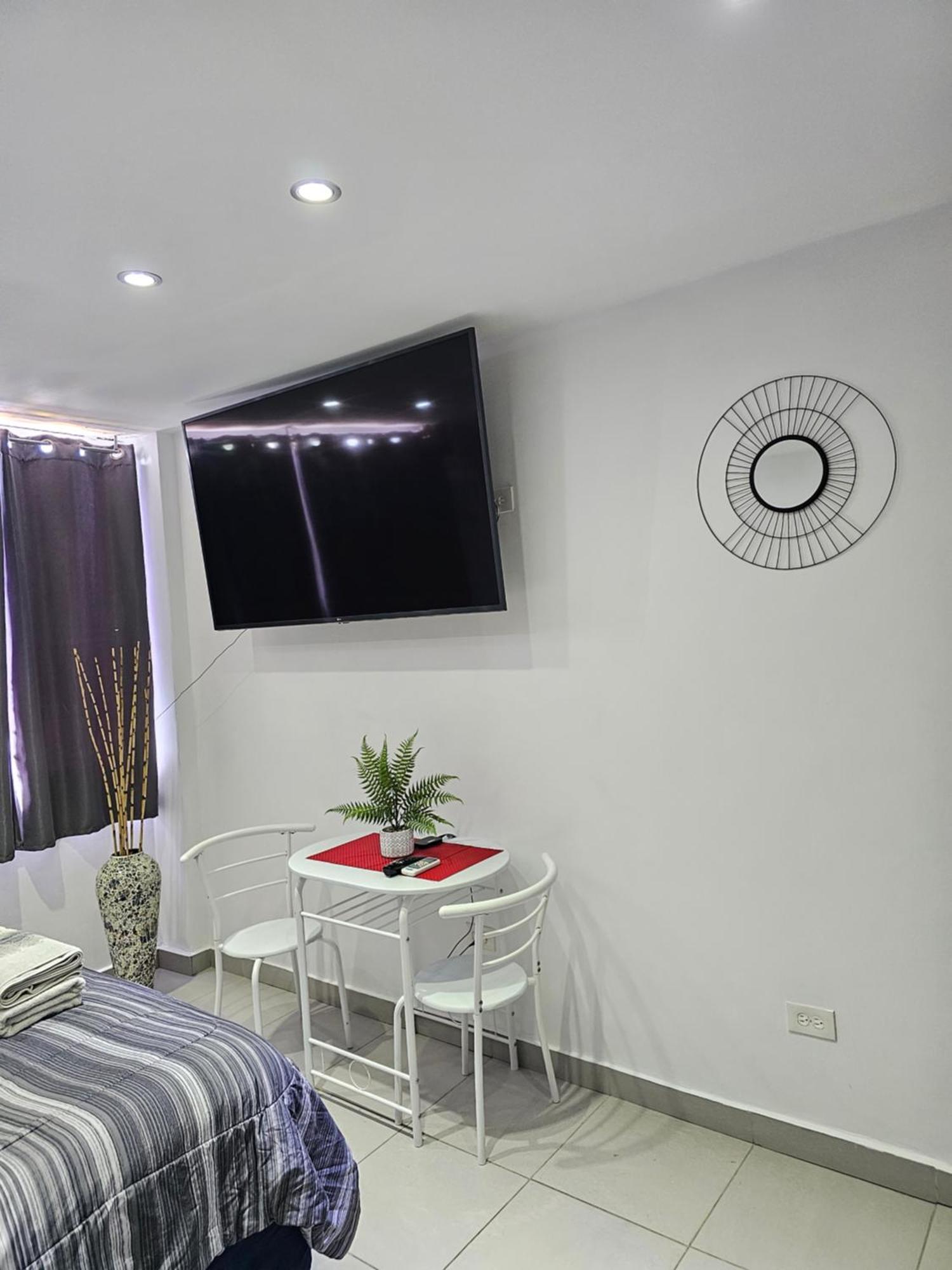Sea Breeze Vacation Ll En Condominio Verde Mar San Juan Exterior foto